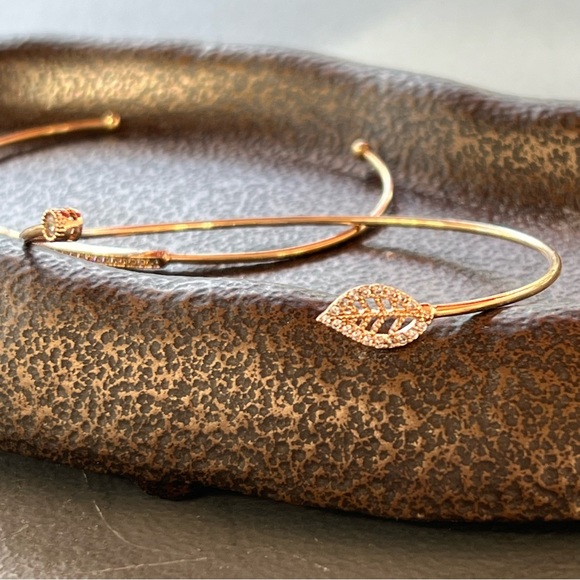 Aldo Peila brand slip on gold plated bracelet set good for wide width wrists - Picture 3 of 6